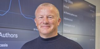 Crackdown on savers who back risky Neil Woodford-style funds Savers who plough their money into Neil Woodford-style funds should not expect to be able to get their money back instantly at full value, the Bank said in its Financial Stability Report