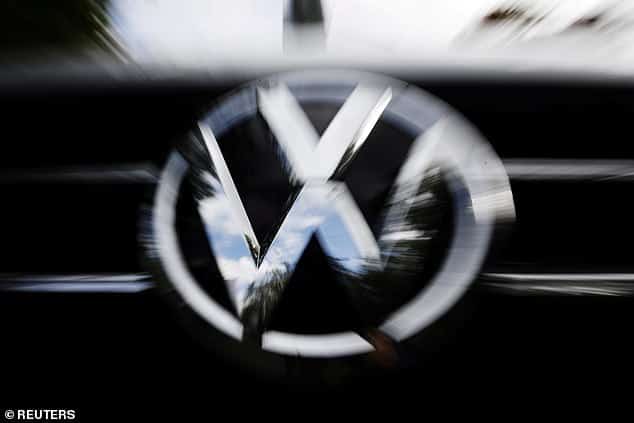 Volkswagen 'cheated' emissions standards, High Court hears Nearly 100,000 VW drivers have filed a High Court claim alleging the conglomerate installed a